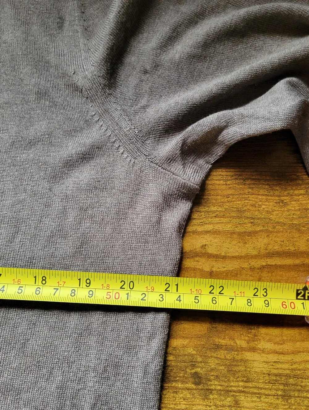 Banana Republic Luxury Blend Sweater V-Neck Silk Cashmere Blend Brown Men's LG